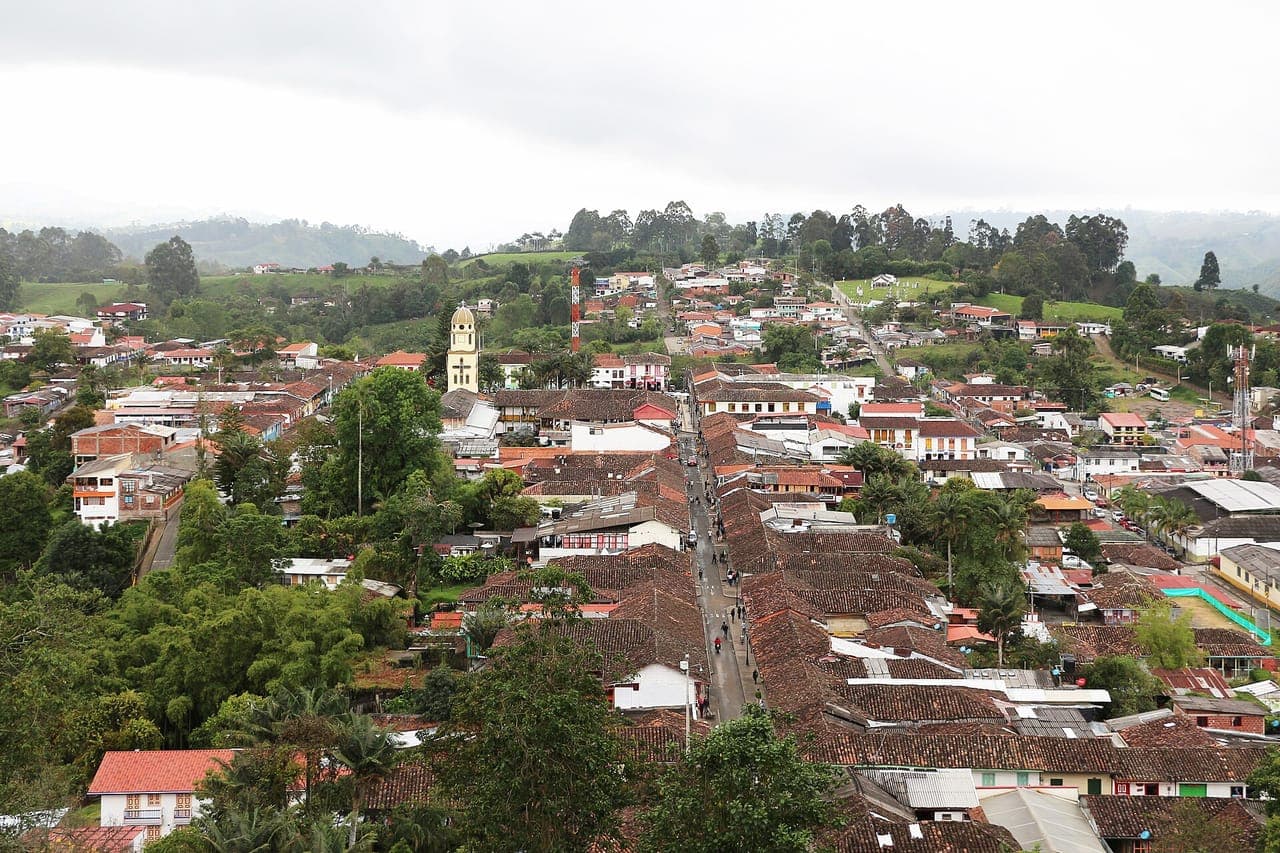 Vista de Salento desde lo alto